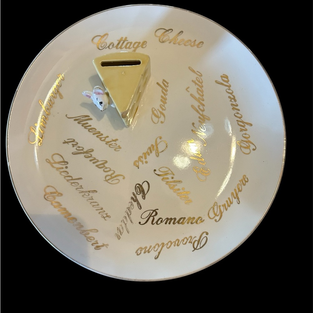 Cheese Plate with Mouse Figurine - White and Gold